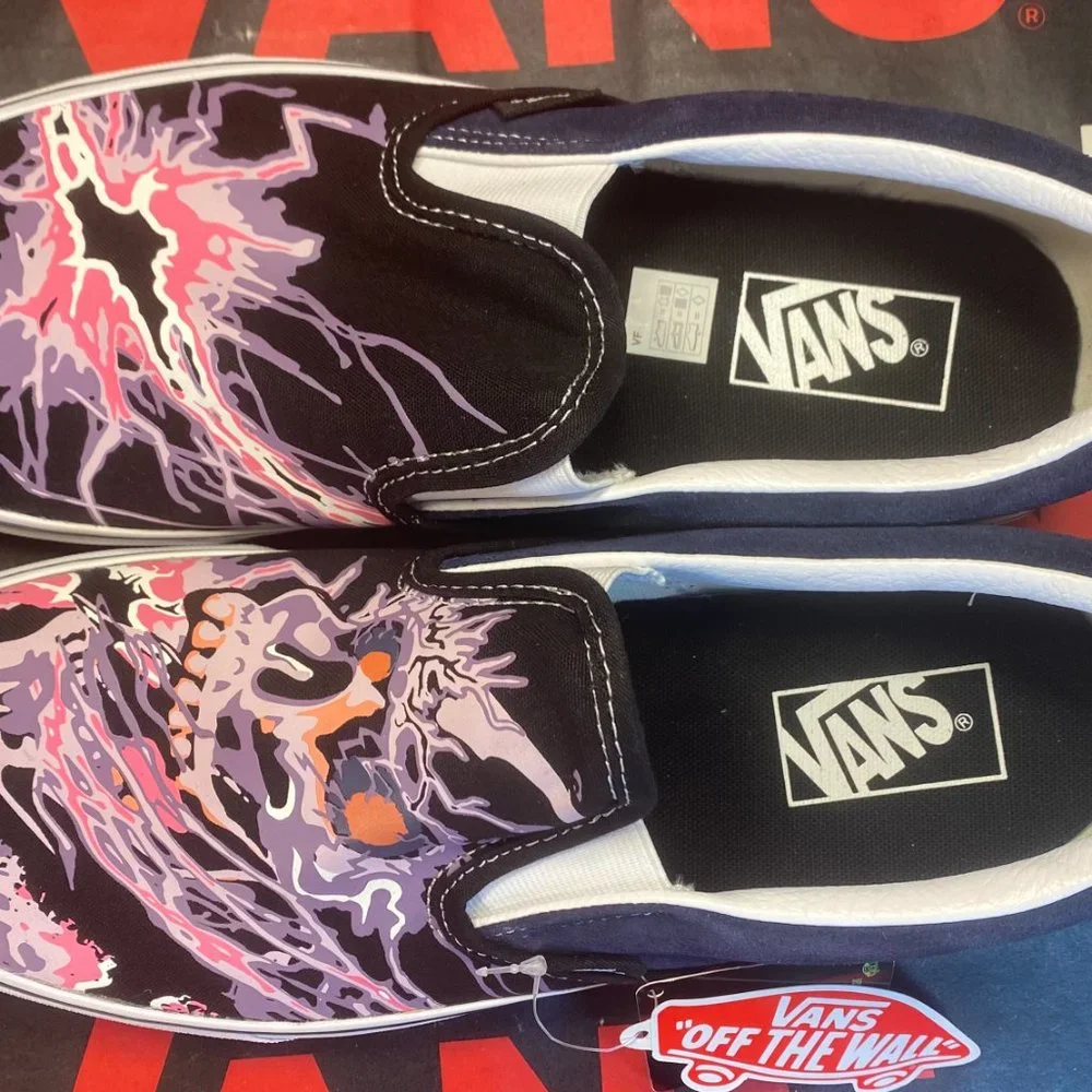 Vans Men's 4.5/Women's 6 Slip On Zap Glow In Dark Dress Blues/Black Skulls